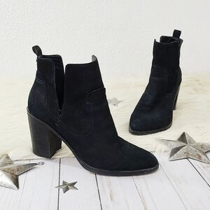 Dolce Vita Women's Shay Ankle Boot black nubuck suede size 9